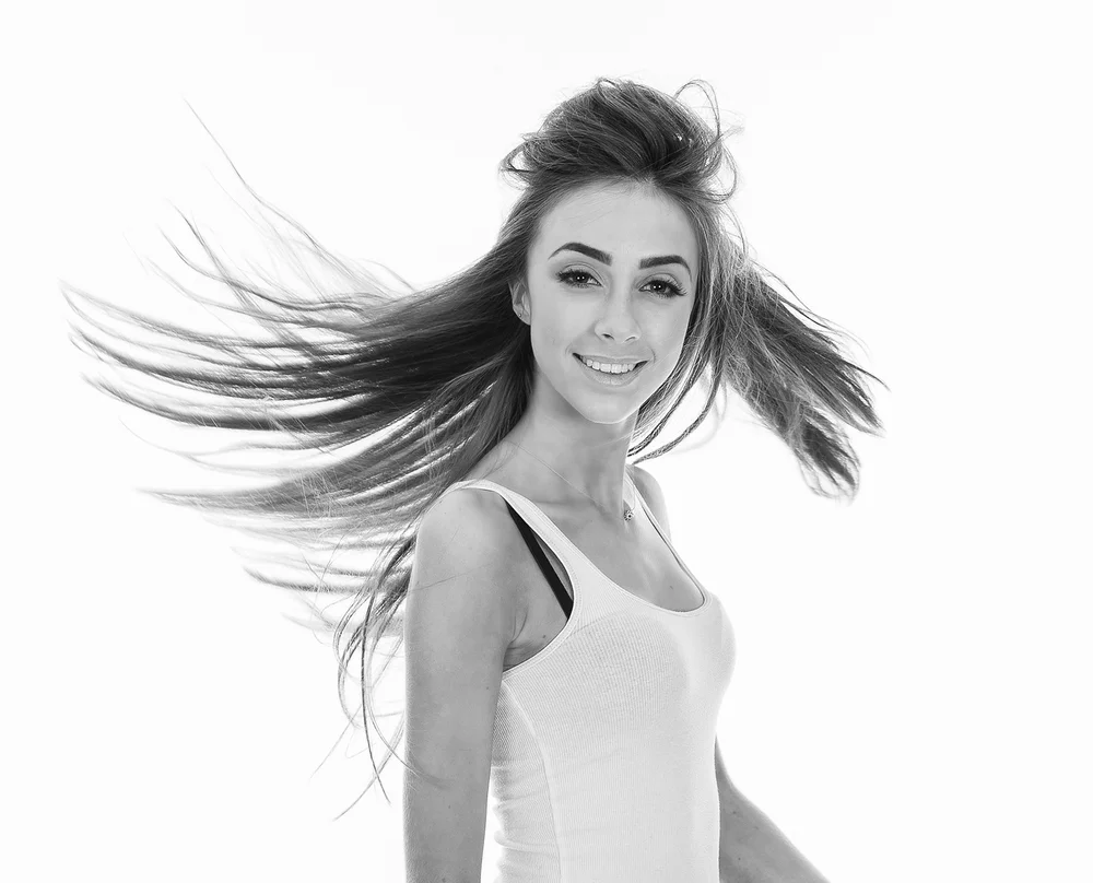 Lisa Finished B&W-2 sml.jpg
